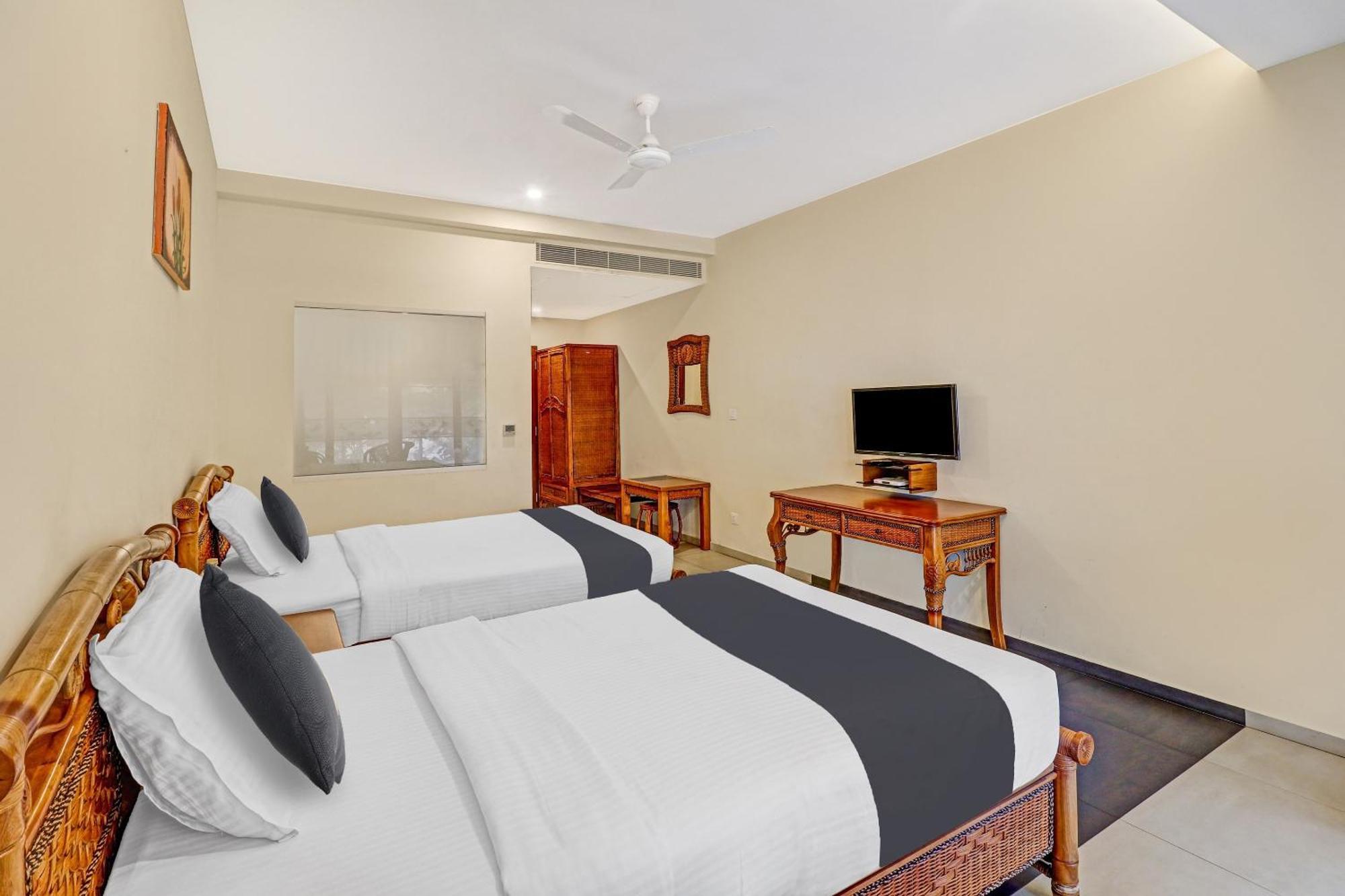 Townhouse Oak Edassery'S Sealine Villa Stay Коччи Экстерьер фото