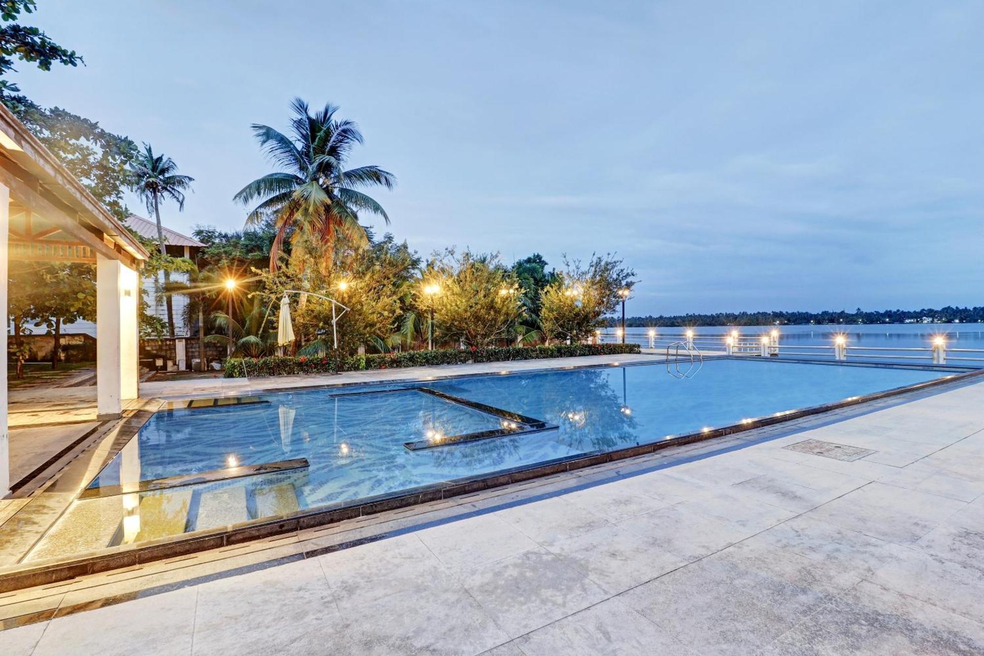 Townhouse Oak Edassery'S Sealine Villa Stay Коччи Экстерьер фото