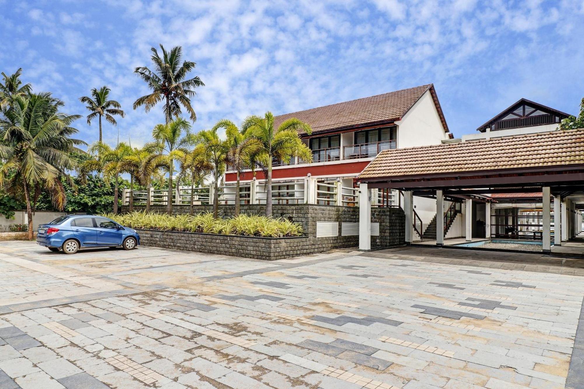 Townhouse Oak Edassery'S Sealine Villa Stay Коччи Экстерьер фото
