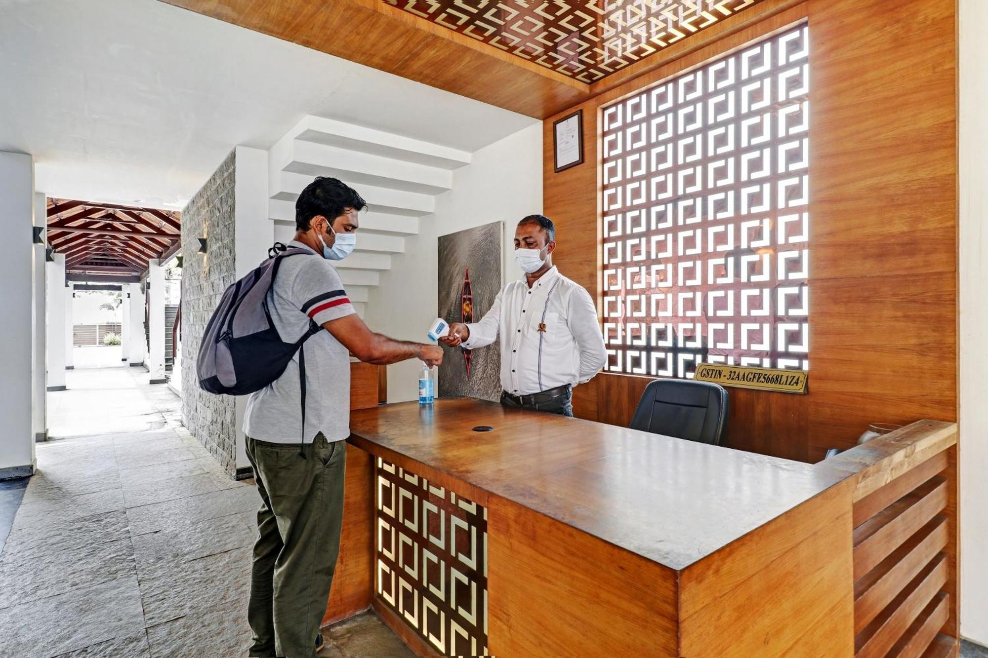 Townhouse Oak Edassery'S Sealine Villa Stay Коччи Экстерьер фото